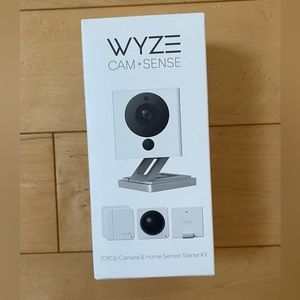 Wyze cam + sense video security camera starter kit with sensors brand new